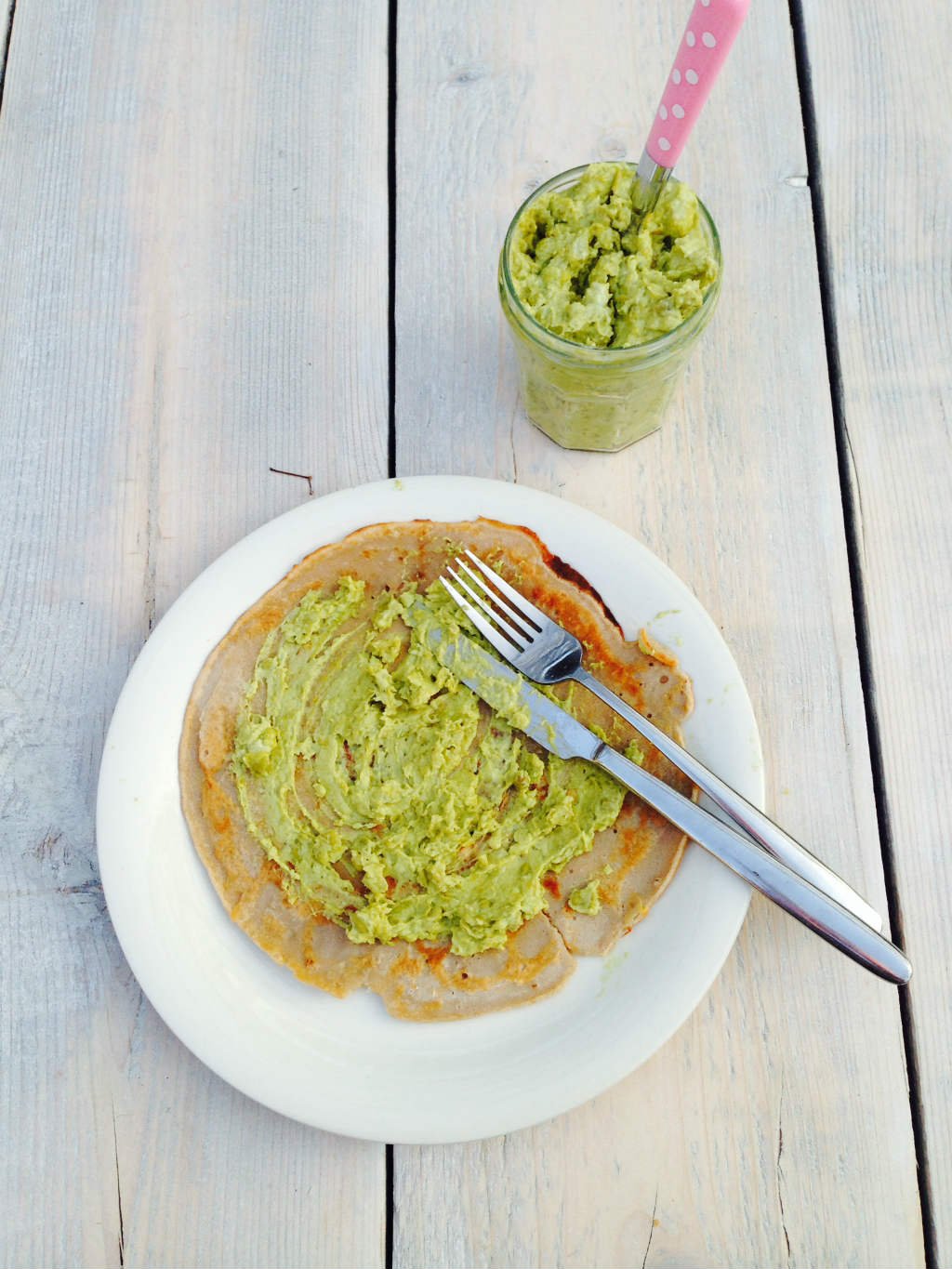 Avocado doperwtenspread