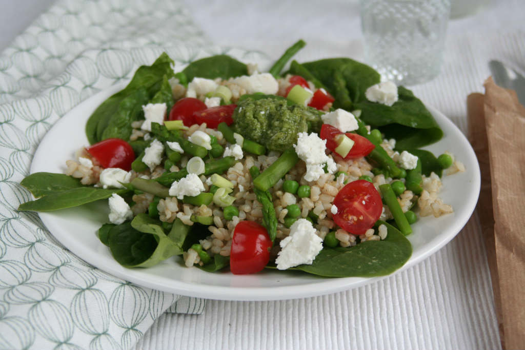 ronde rijst met pesto