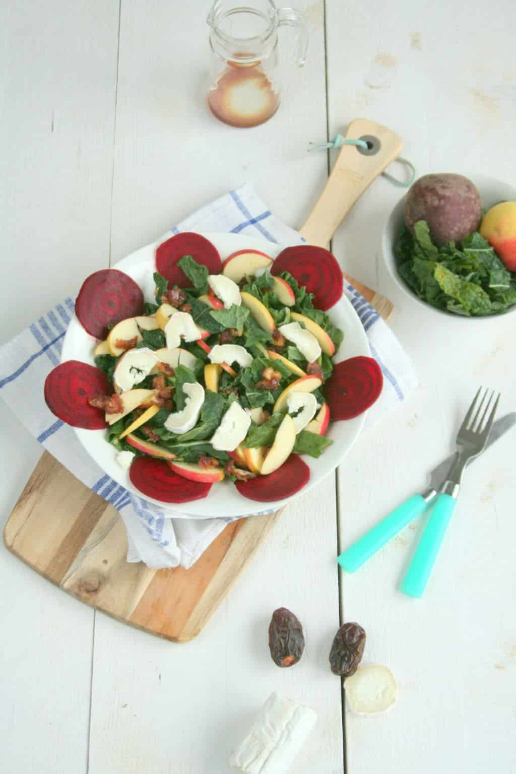 palmkool salade met biet