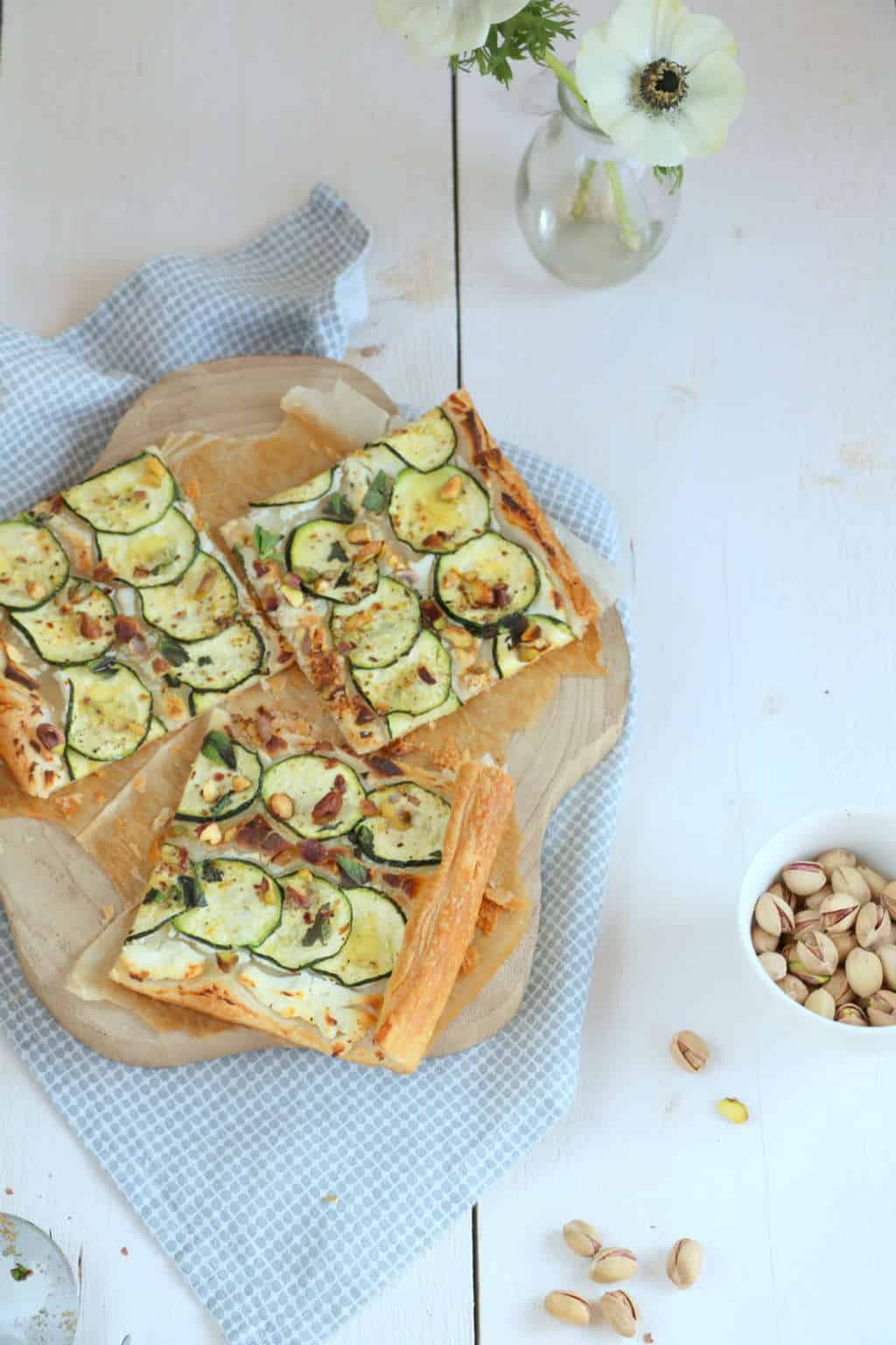 plaattaart met courgette en geitenkaas