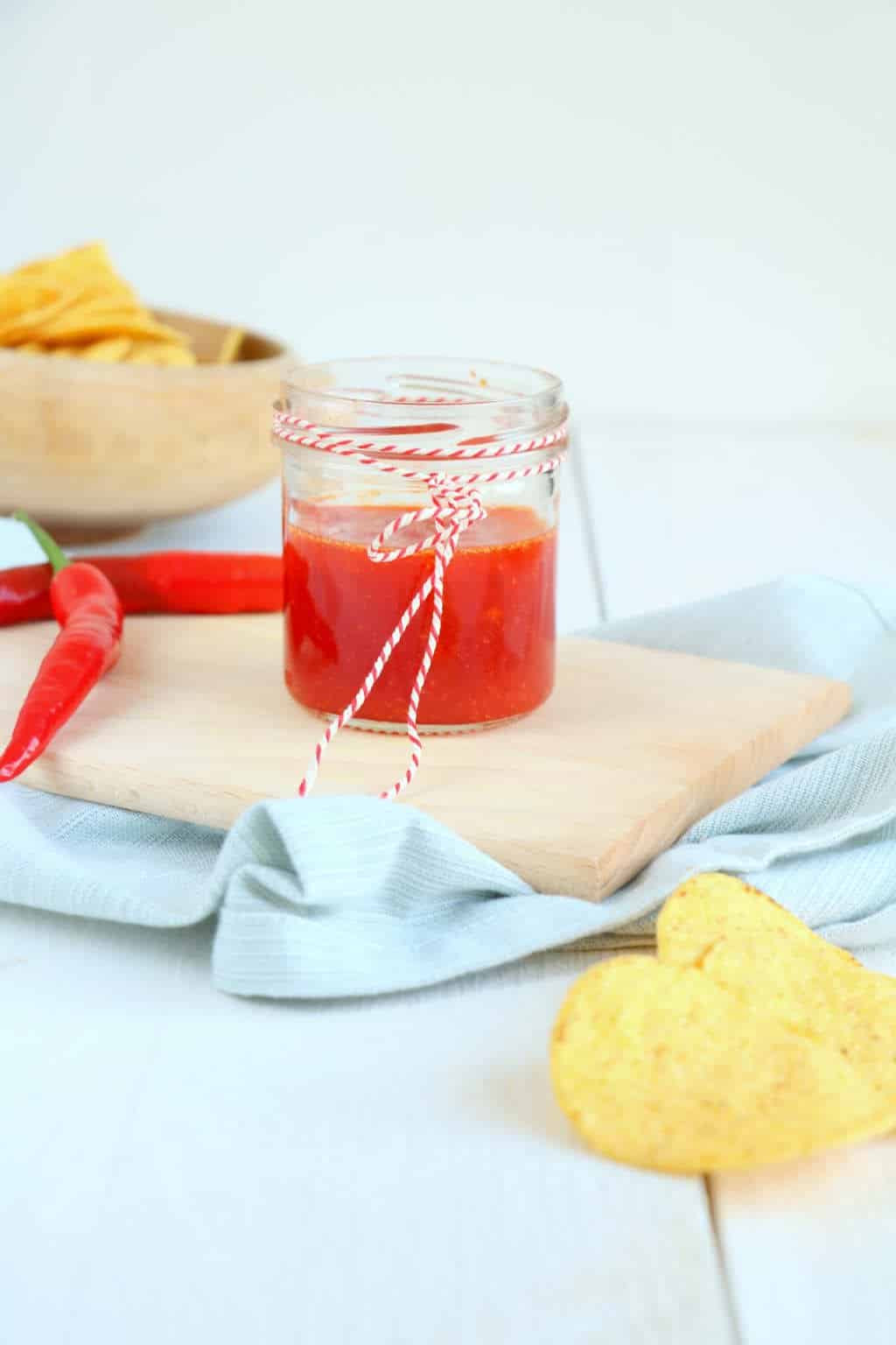 zelf zoete chilisaus maken