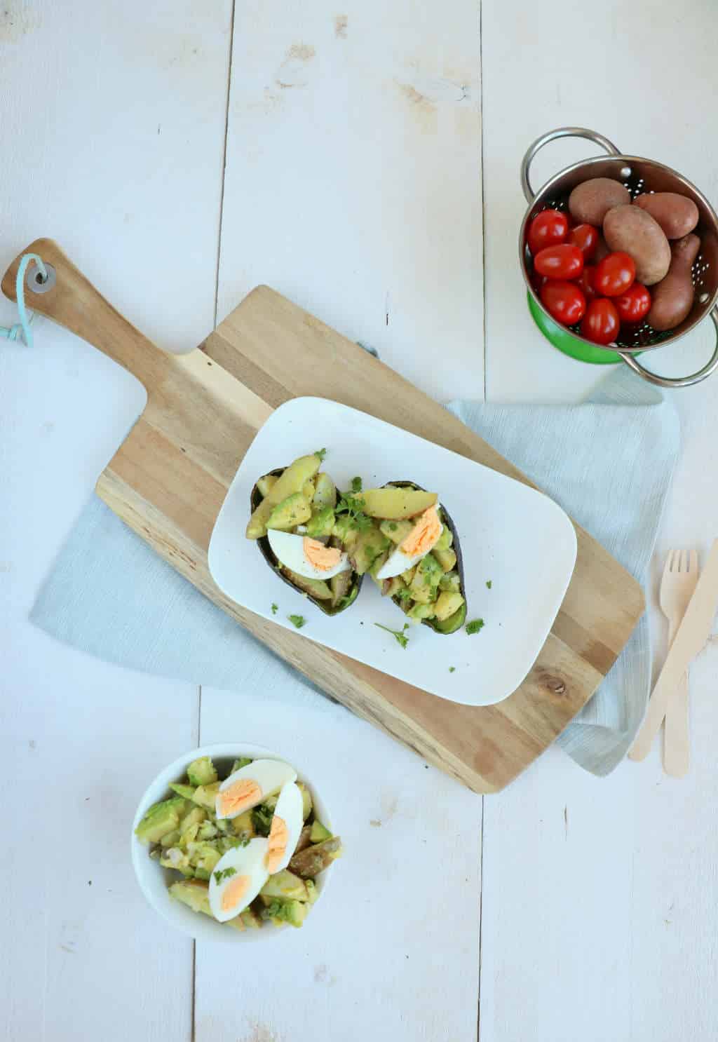 gevulde avocado met aardappelsalade