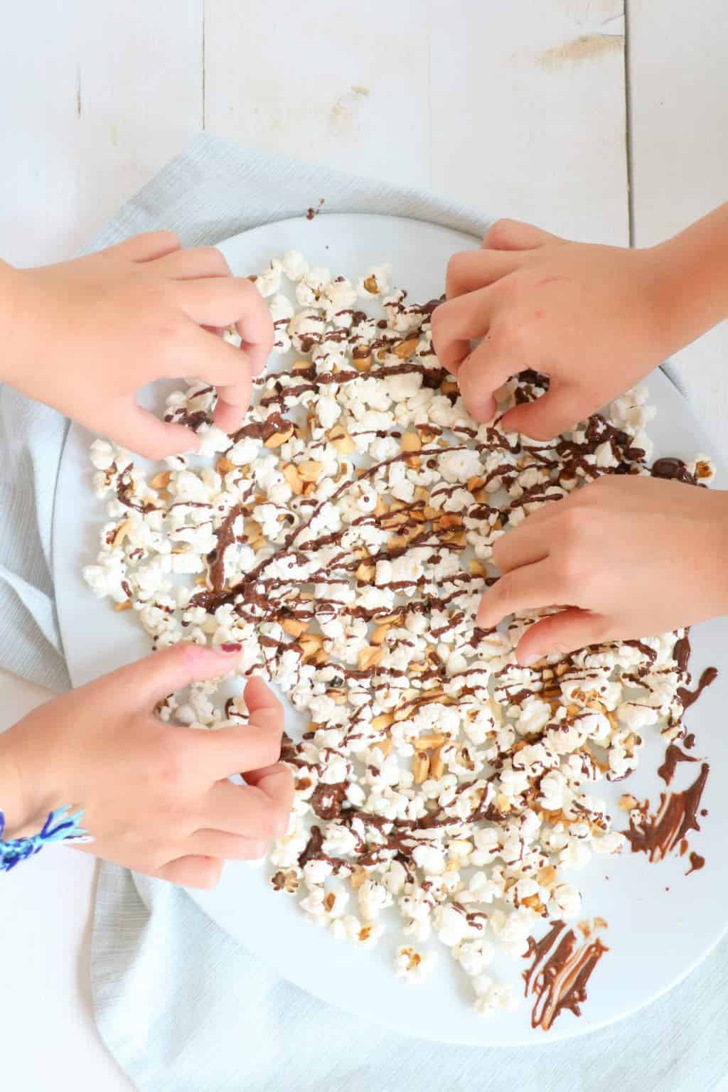 chocolade popcorn met pindakaas