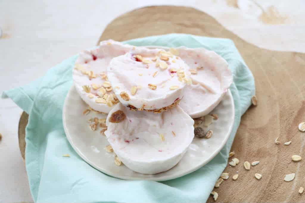 frozen yoghurt met muesli
