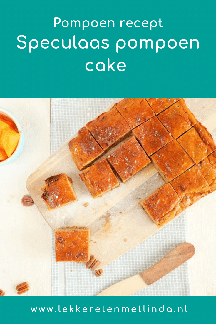 Een speculaas pompoen cake met pompoenblokjes uit het koelschap, speltmeel, amandelmeel en zelfgemaakte speculaaskruiden.