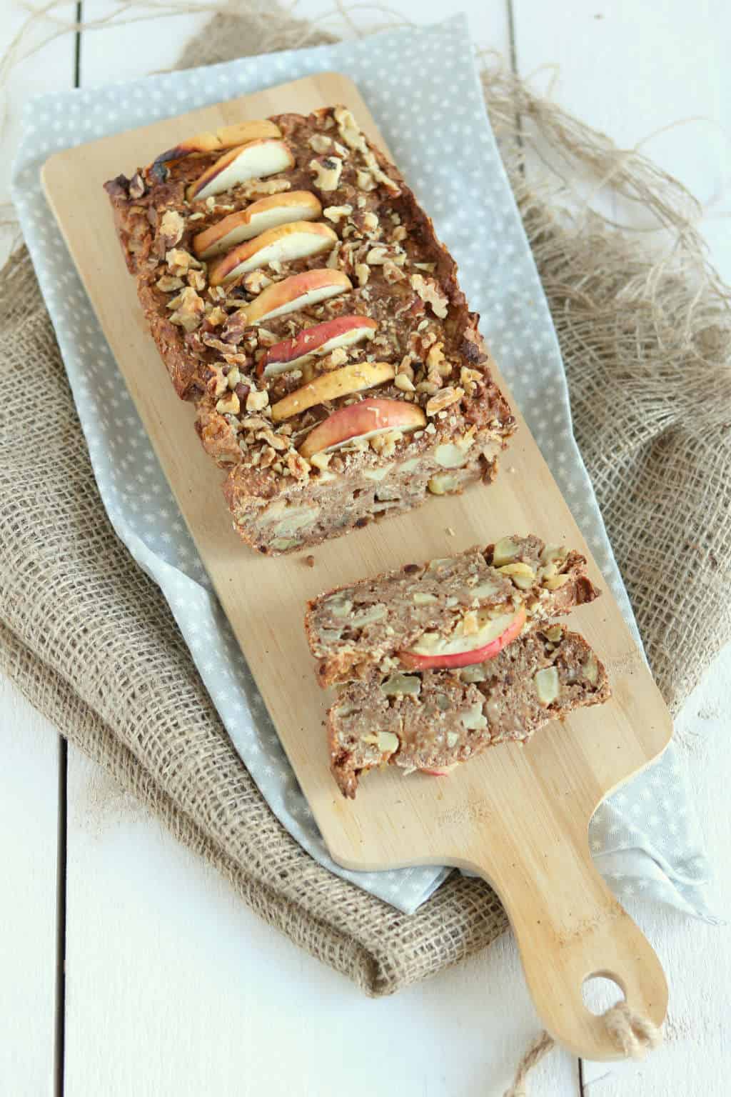 ovenkoek met appel en pecannoten