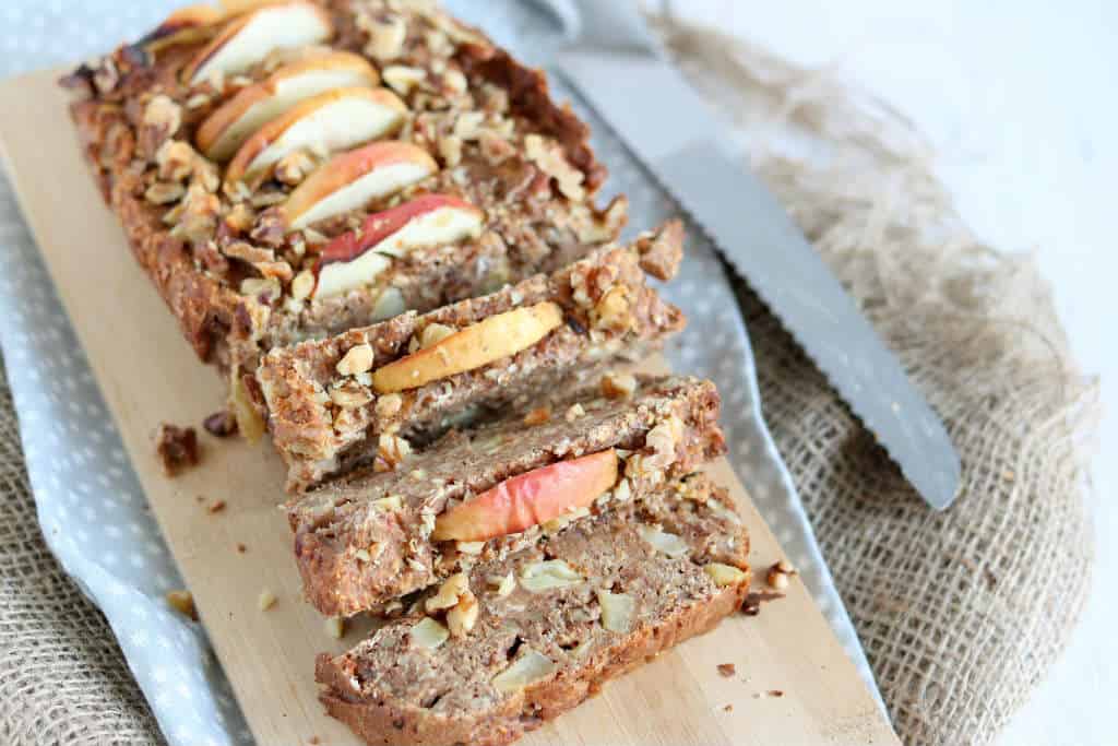ovenkoek met appel en pecannoten