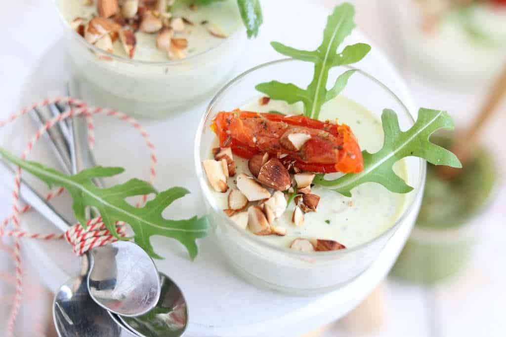 Hartige panna cotta met rucola pesto