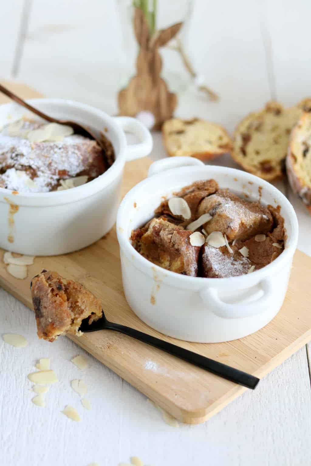 Krentenbrood pudding uit de oven 