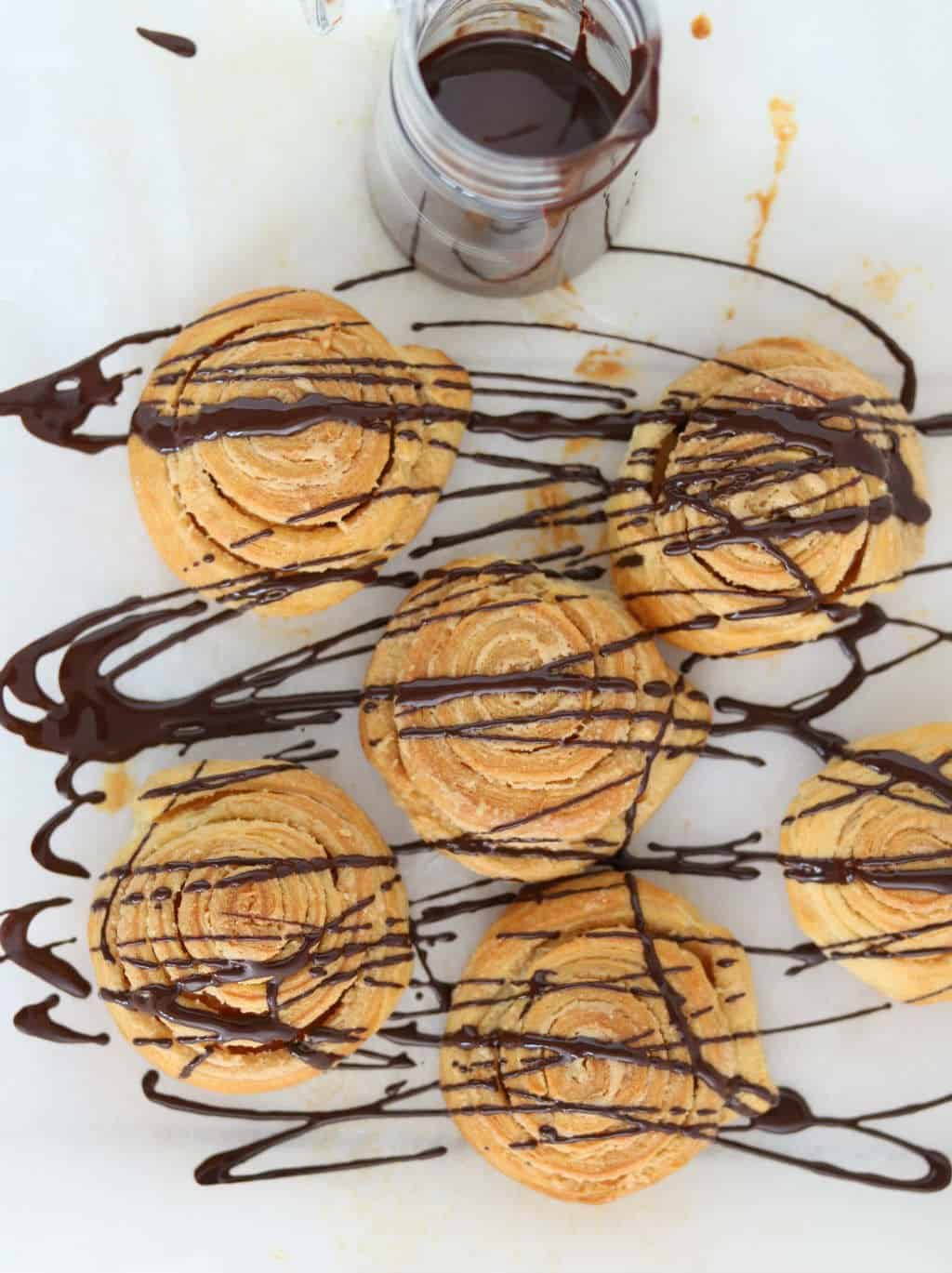 Pindakaas broodjes met chocolade 