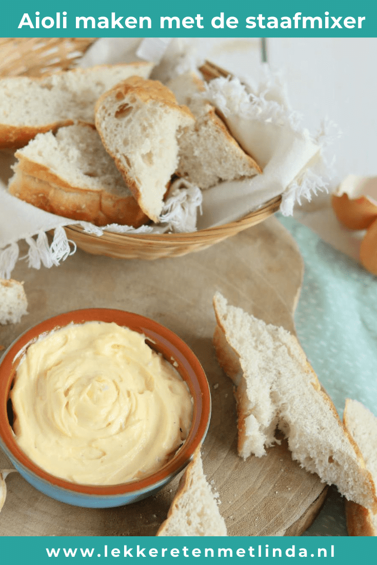 Aioli maken met de staafmixer, een makkelijk recept en snel op tafel.