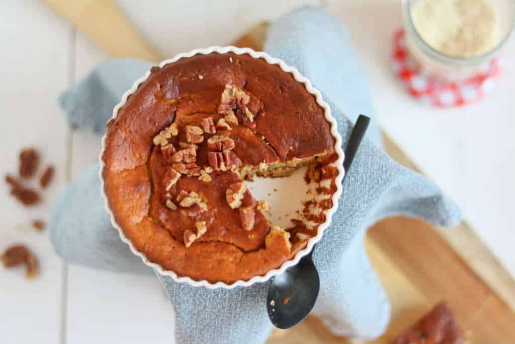 Ontbijttaart met pompoen, havermout en pecannoten