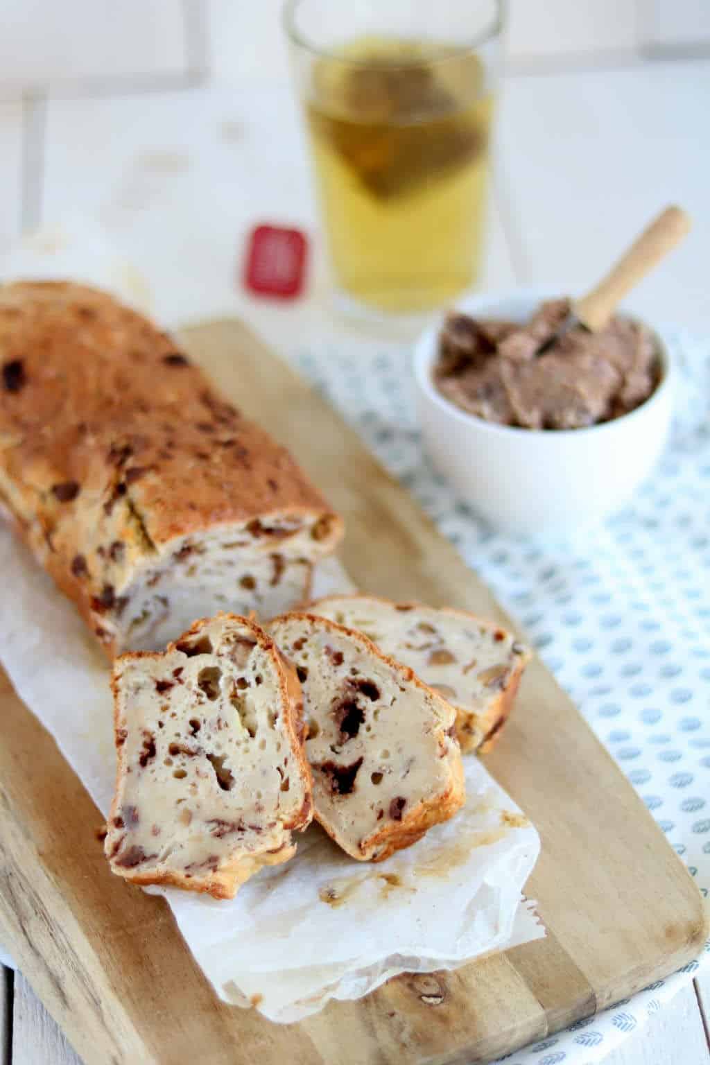 Kwarkbrood met chocolade en noten 