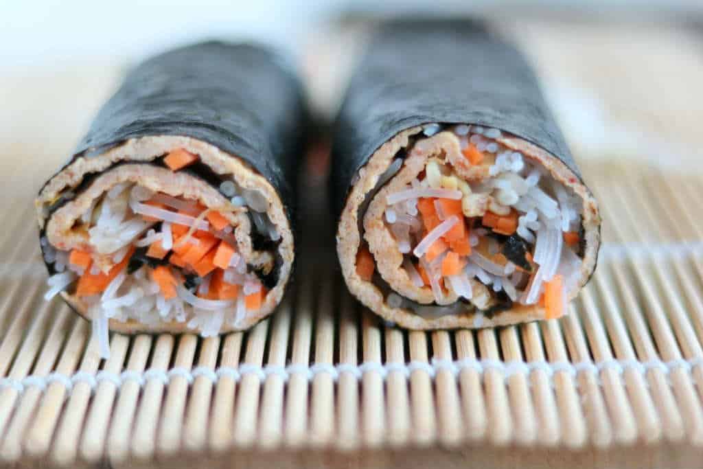 Omelet wrap met noedels 