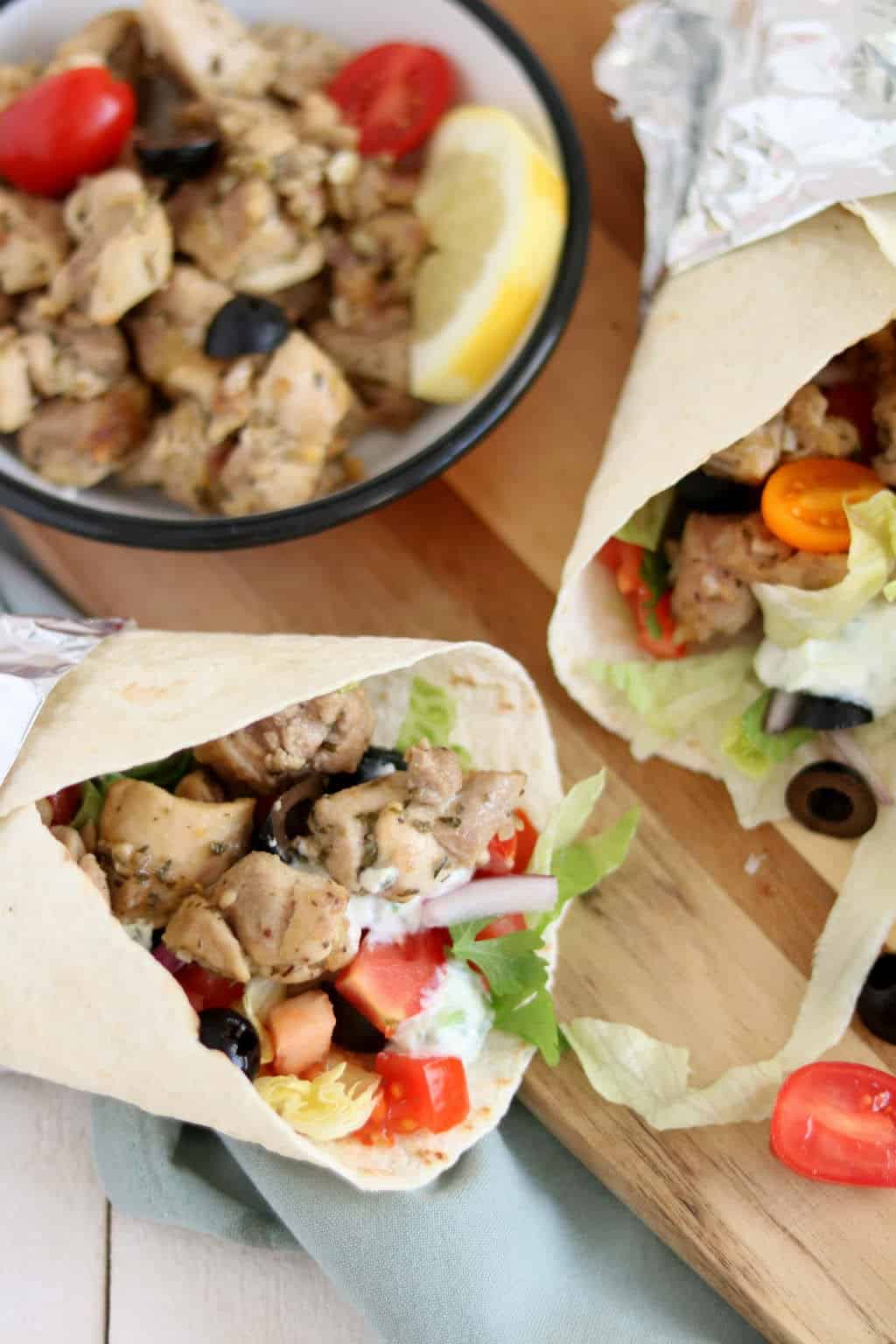 Kip gyros wrap met tzatziki 