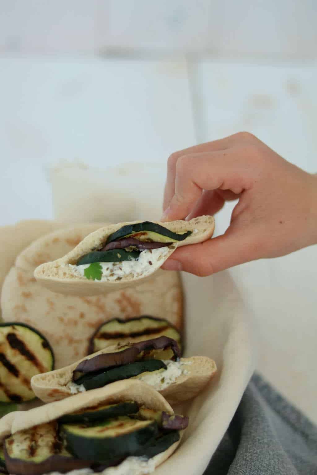 Pita met feta spread en gegrilde groente