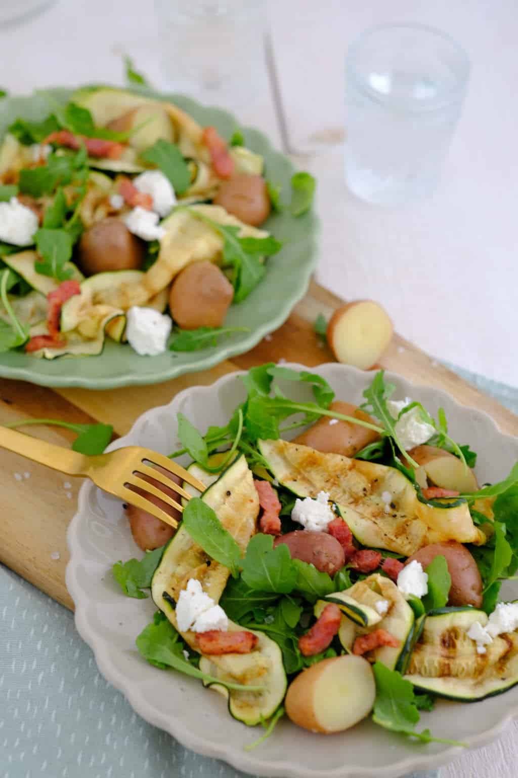 Geitenkaas salade met gegrilde courgette