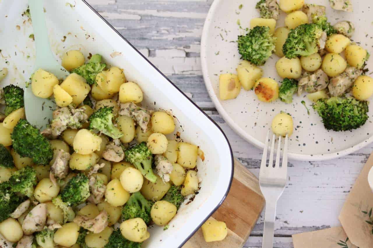 Krieltjes met broccoli en kip uit de oven