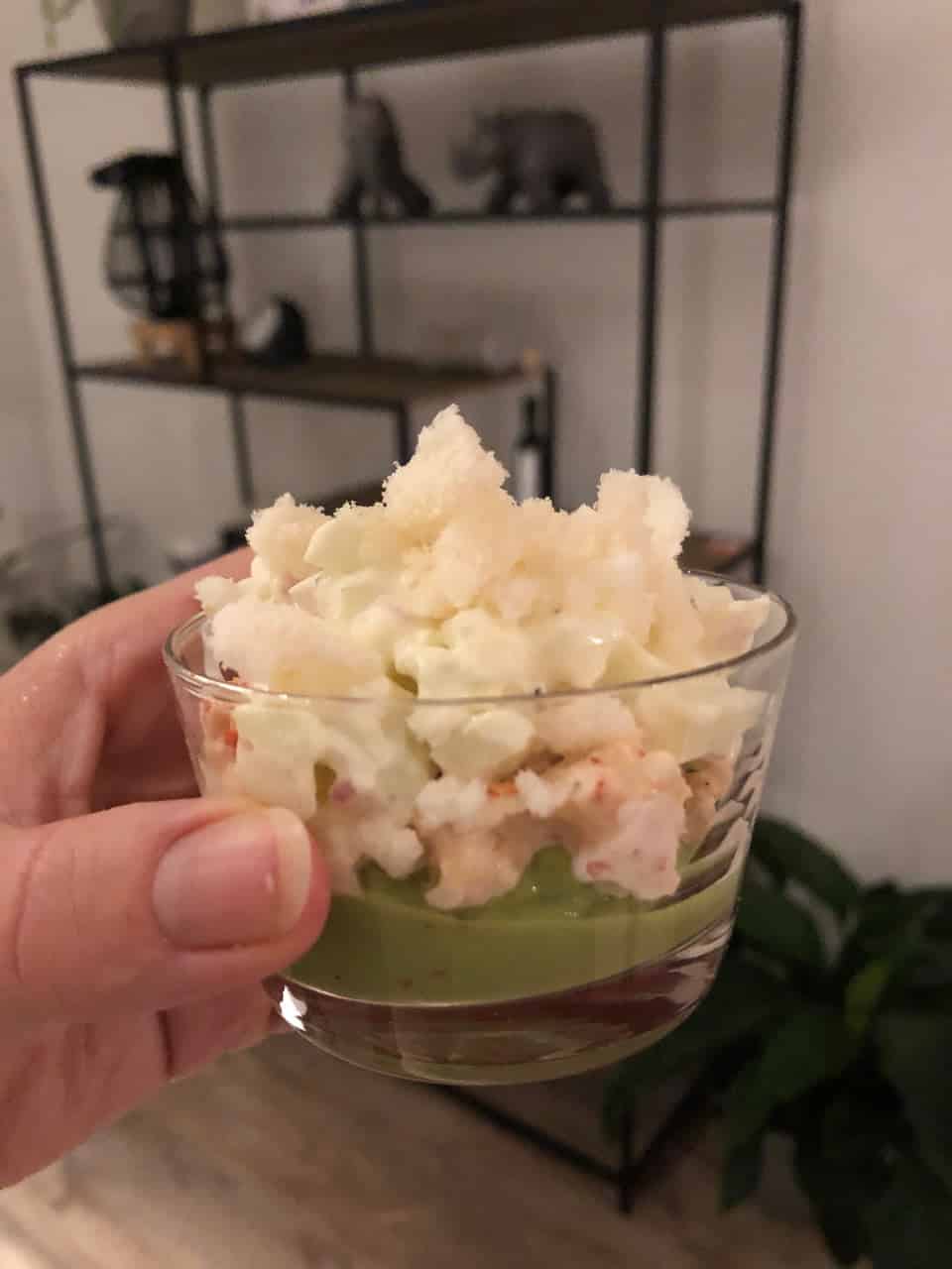 Amuse met garnalen in een glaasje