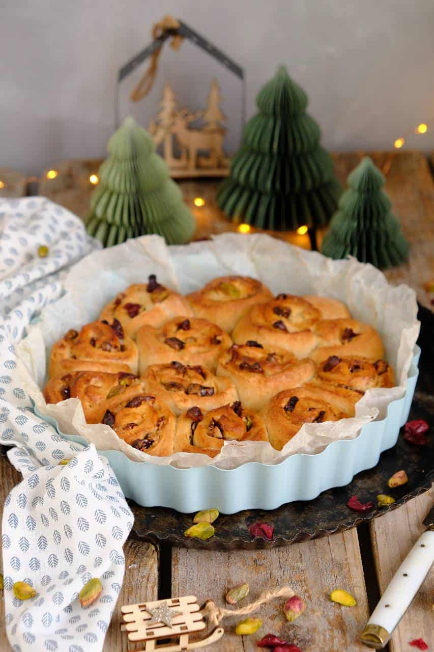 Brood met roomkaas, pistache en cranberry