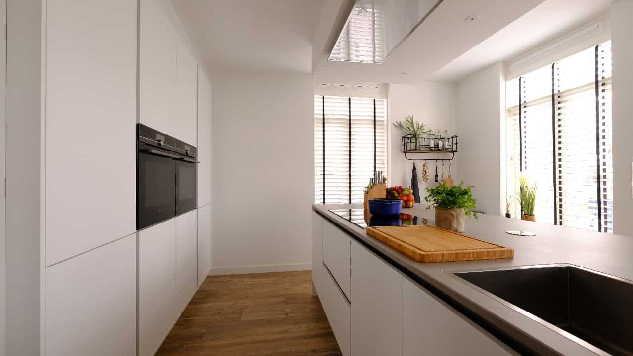 Keukentour kijkje in mijn keuken kastenwand 3a