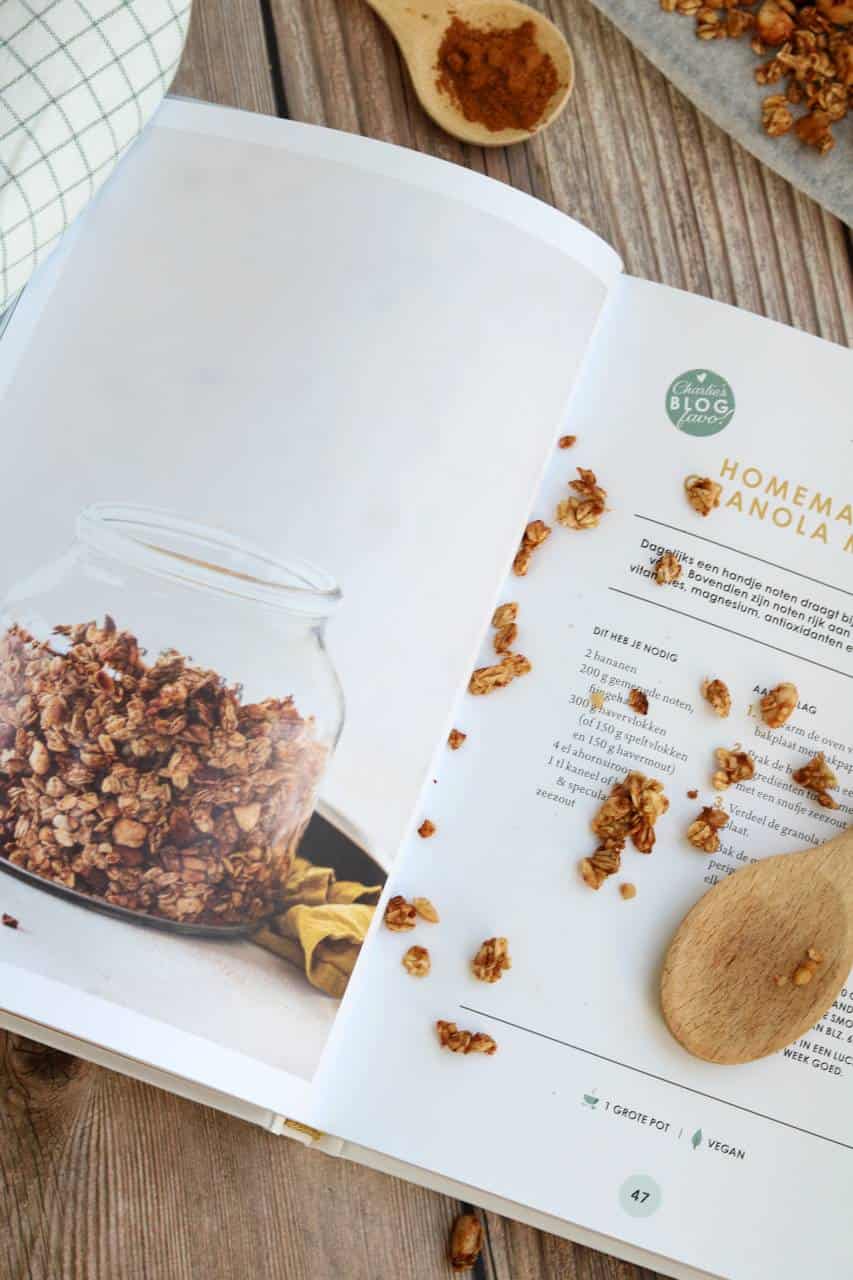 Granola maken met noten en banaan