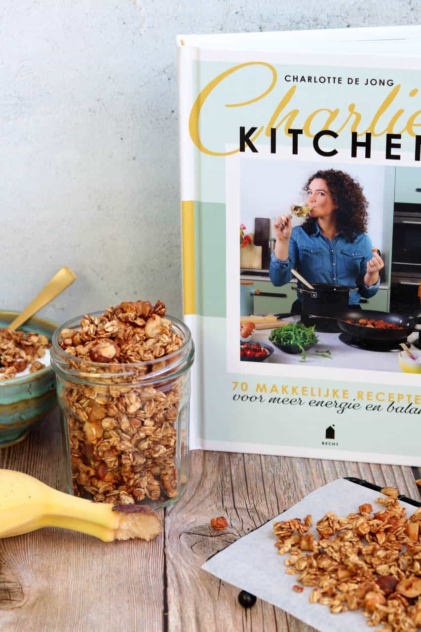 Noten granola met banaan