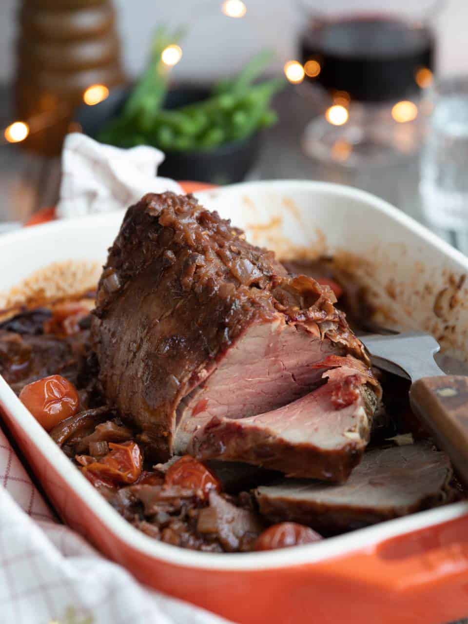 Rosbief met rode wijn saus
