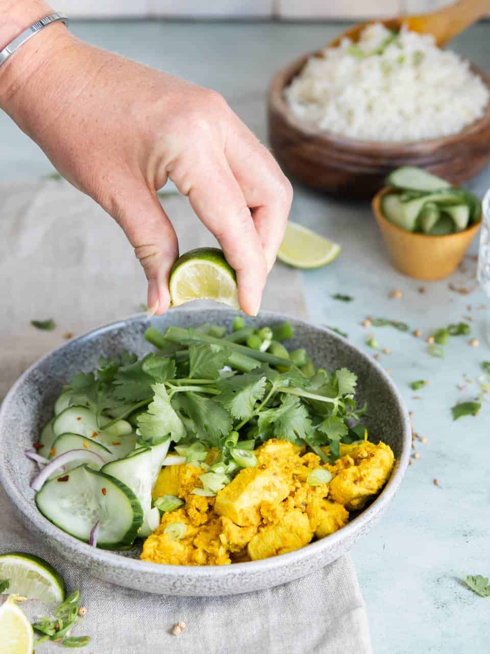 Kip tandoori maken zonder pakjes en zakjes. Kip tandoori met sperziebonen en rijst