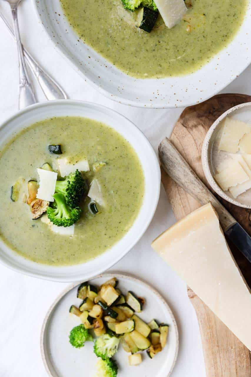Courgette broccoli soep
