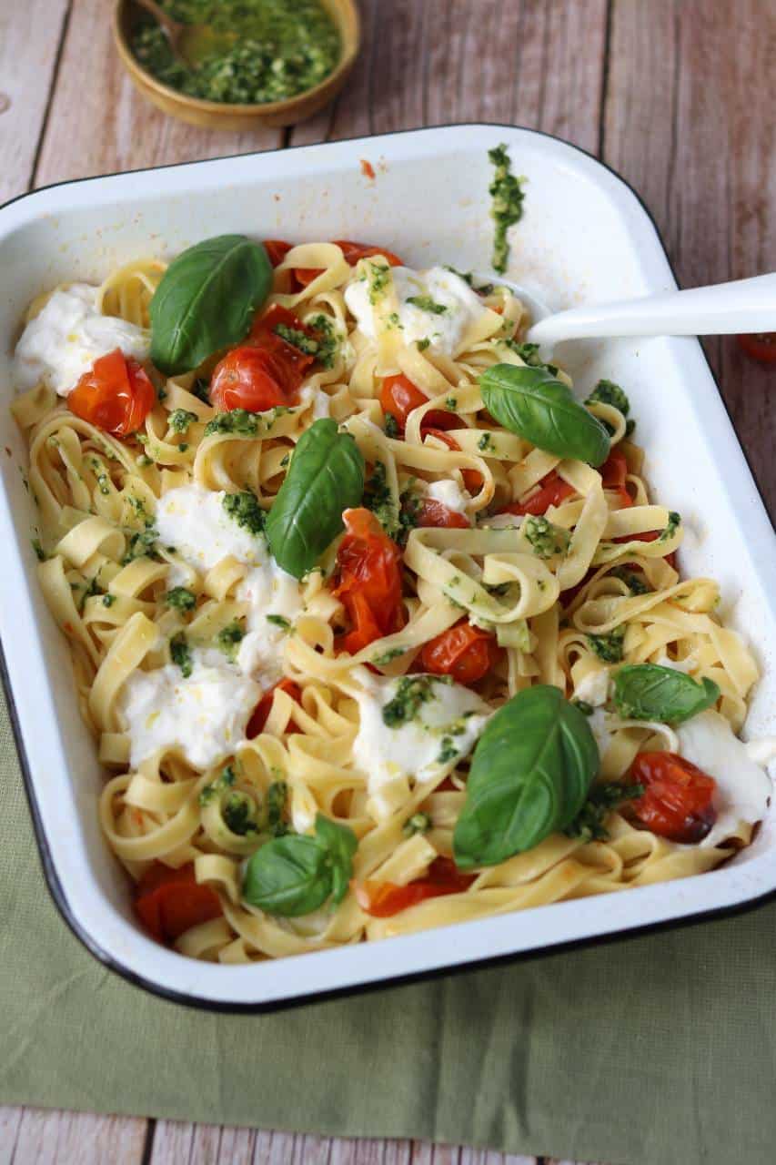 Pasta burrata caprese 3 a