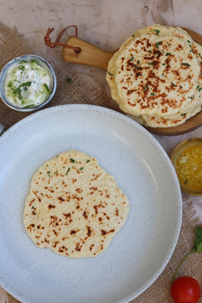 Flatbread bakken in een pan
