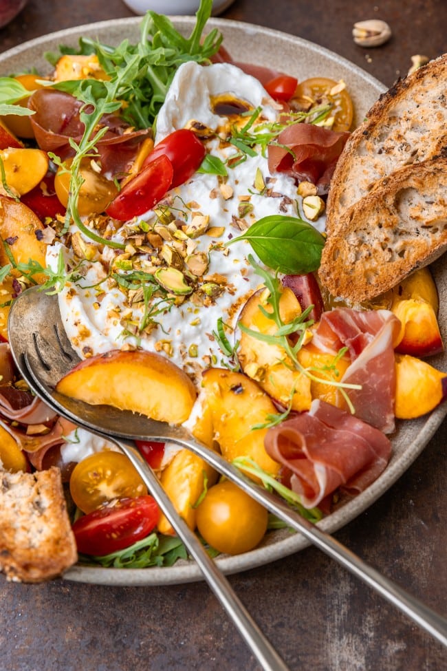 Salade met burrata