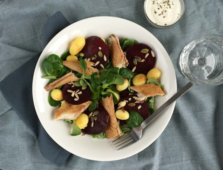 bietensalade met makreel