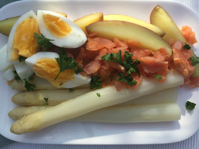 Asperges met zalm