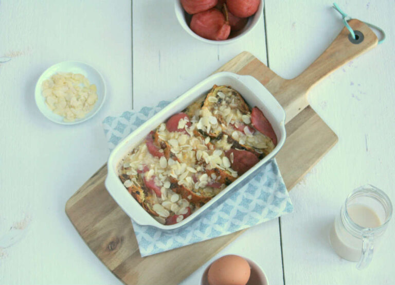 Kerstbrood pudding met stoofperen
