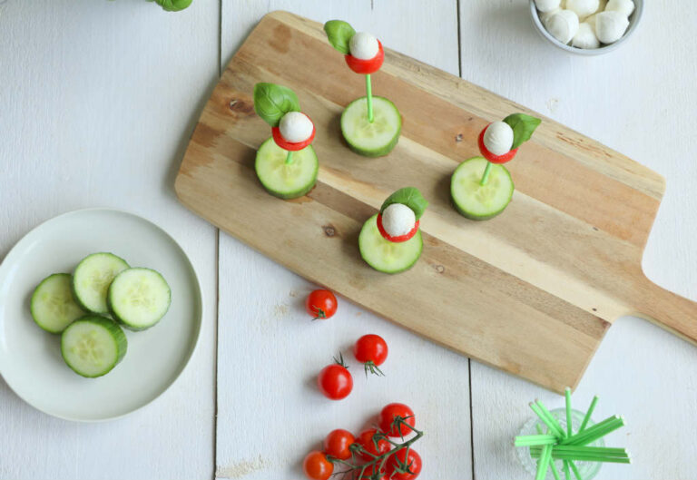 Caprese pops