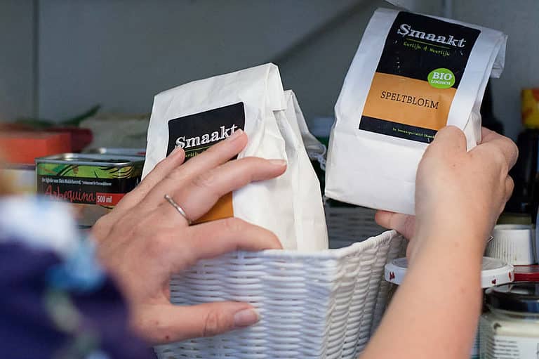 biologische producten voorraadkast