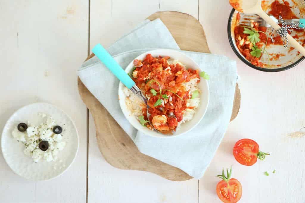 Garnalen in tomatensaus met gebakken feta