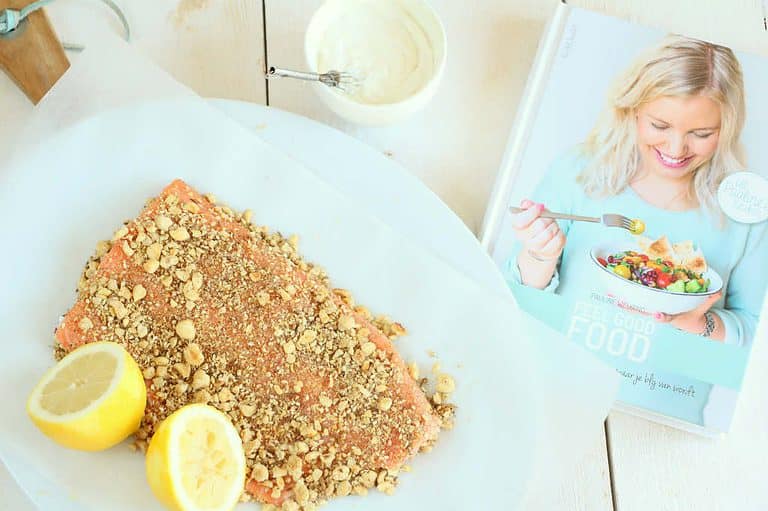 Hele zalm met dukkah uit Feel Good Food