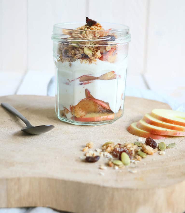 Laagjes appeltaart ontbijt