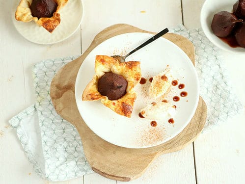 Stoofperen in bladerdeeg met mascarpone