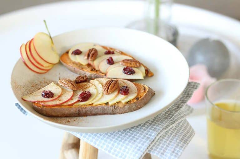 Zoete aardappel toast met appel