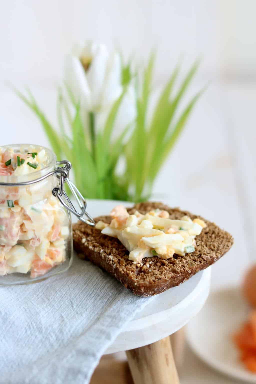 Eiersalade met zalm