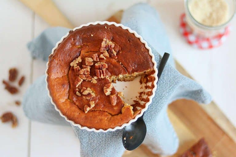Ontbijttaart met pompoen, havermout en pecannoten