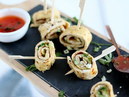 Omelet rolletjes met groene curry