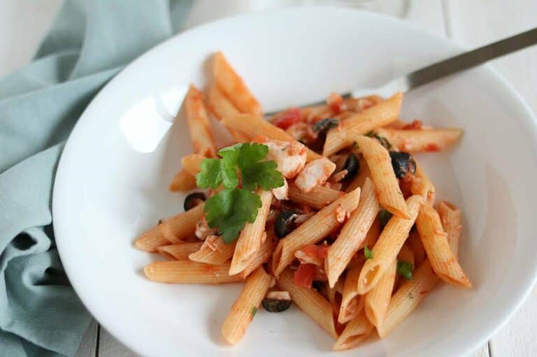 Pasta met kabeljauw en olijven