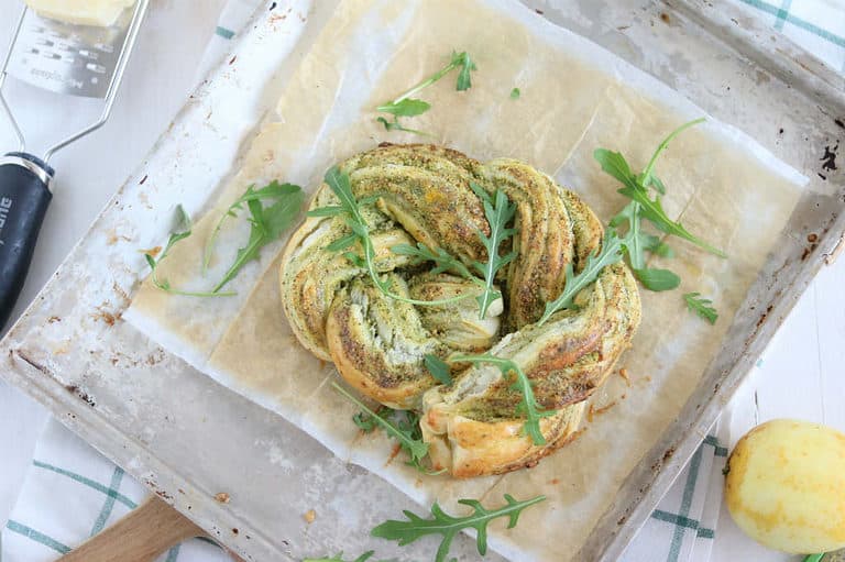 Broodkrans met pesto