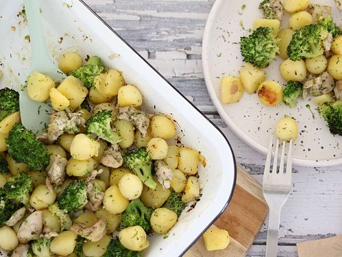 Krieltjes met broccoli en kip uit de oven