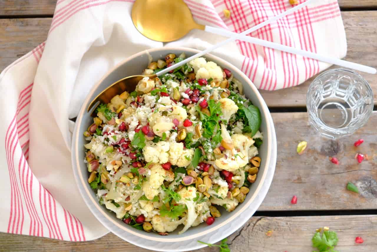 Bloemkoolsalade met granaatappelpitten uit Simpel